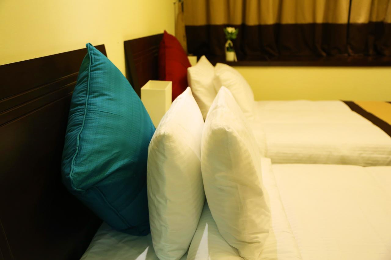 Travellers Hotel Apartment Dubai Exterior photo